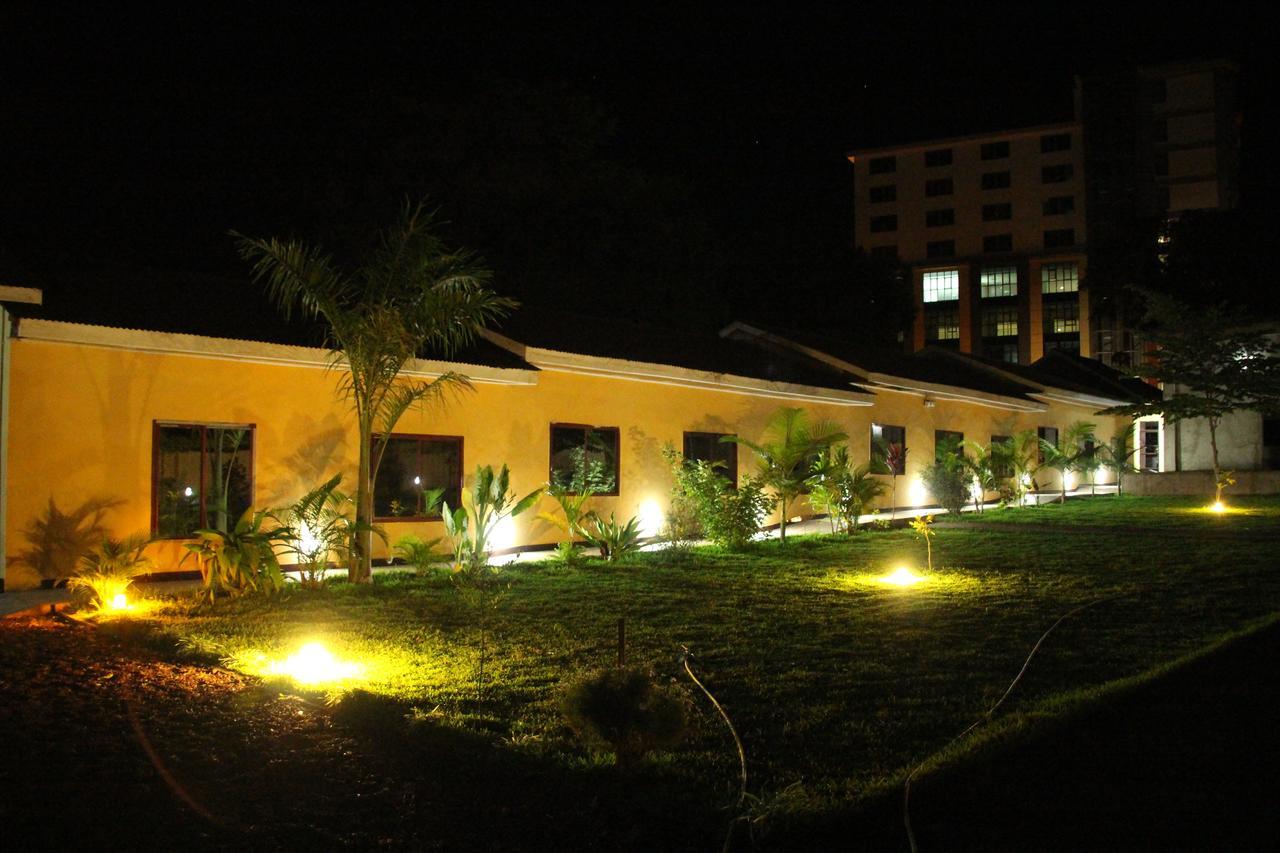 Basecha Garden Lodge 莫希 外观 照片