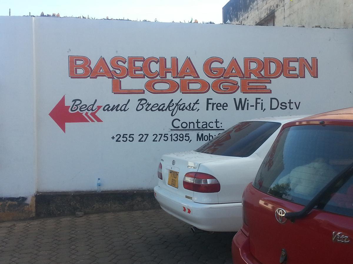 Basecha Garden Lodge 莫希 外观 照片